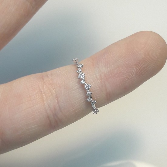 Cluster Diamond Band, Multi Diamond Ring, 14K Cluster Band, Dainty Natural Diamond Ring, Tiny Cluster Promise Ring, Diamond Bridal Ring