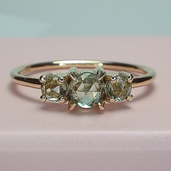 Triple Rose Rose Cut Green Sapphire Ring, 14K Three Stone Rose Cut Sapphire Band, Dainty Green Stone Band, Stackable Green Sapphire Ring