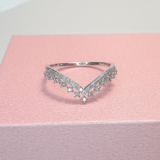 Pave Diamond V Ring, Chevron Diamond Ring, 14K V Band, V Diamond Ring, Minimal V Ring, 14K Solid Gold, Tiny Diamond Ring