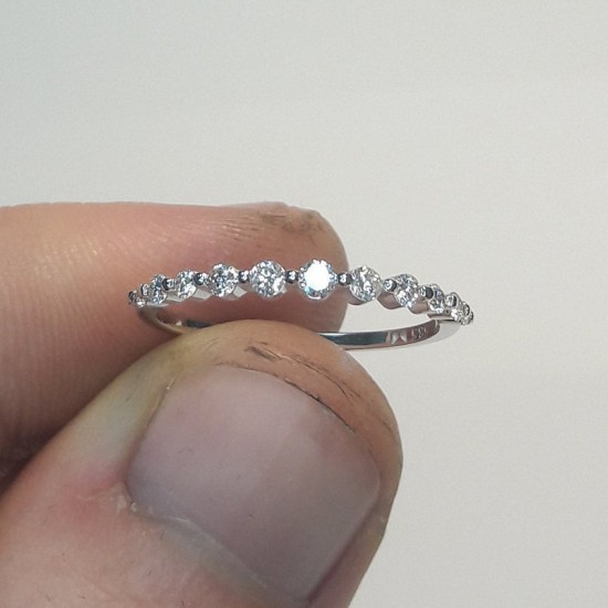 Graduated Diamond Ring, Graduated Ring, Distance Diamond Band, Diamond Promise Ring